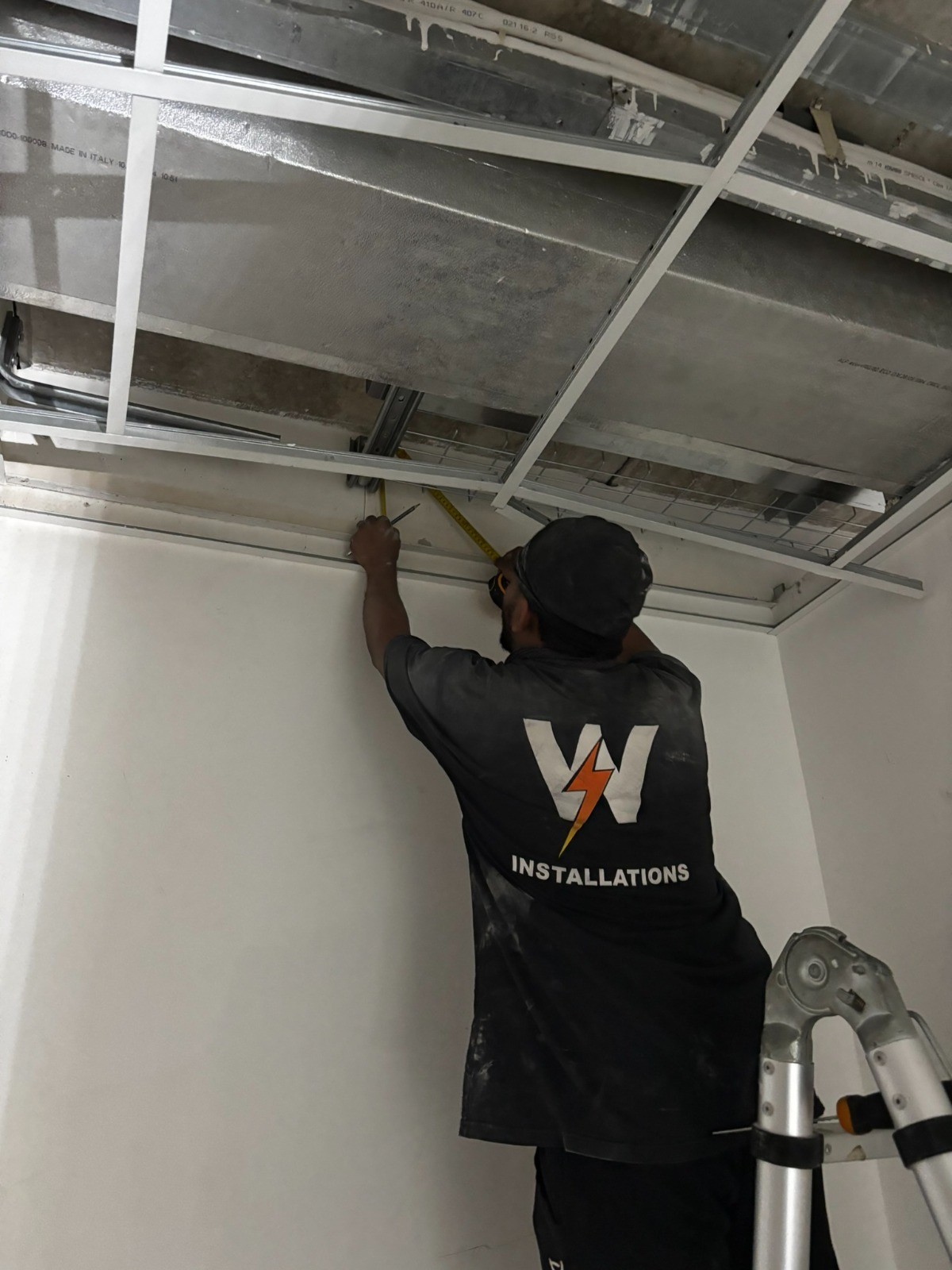 APH Veterinary Hospital — WS Installations project photograph 2